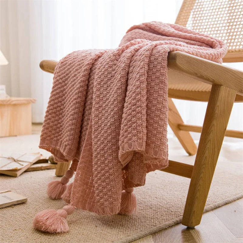 Nordic Chunky Waffle Embossed Throw Blanket with Tassel